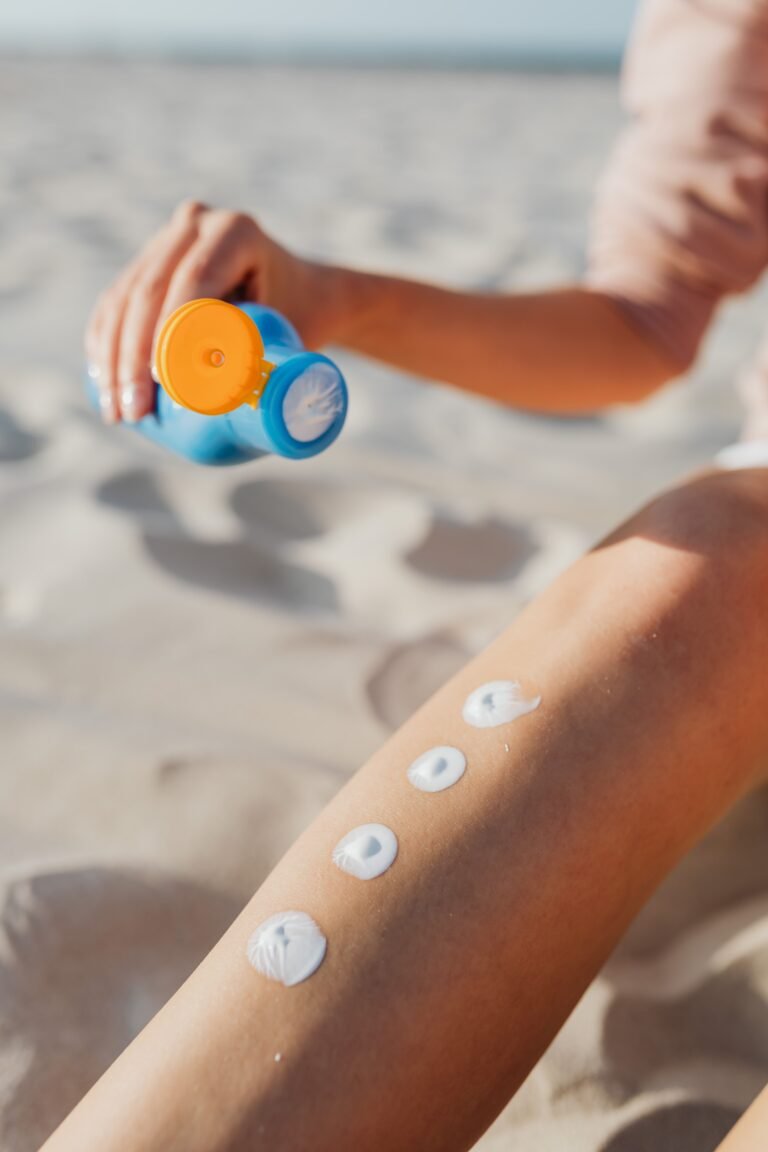 Comment Proteger sa Peau des Dommages du Soleil